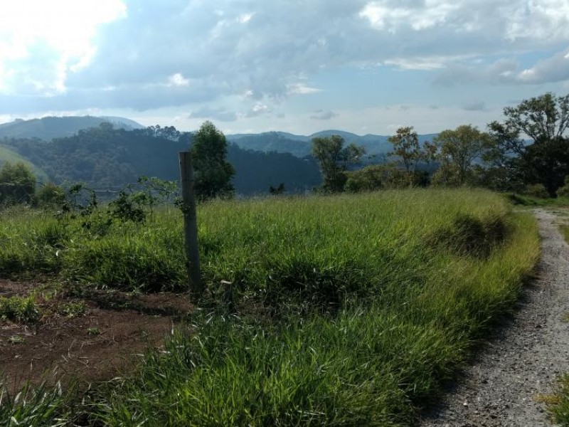 Terreno na Chácara do Paraíso